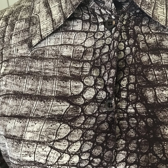 100% Silk Alligator Print Blouse - Picture 3 of 7